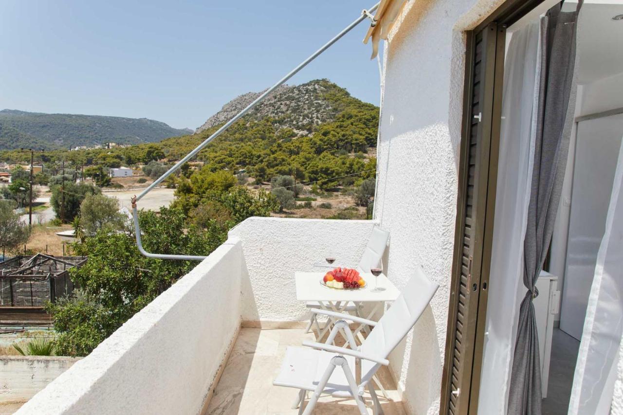 Golden Star Praxitelous Apartment Agia Marina  Екстериор снимка