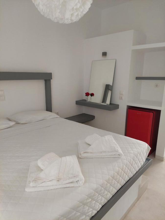 Golden Star Praxitelous Apartment Agia Marina  Екстериор снимка