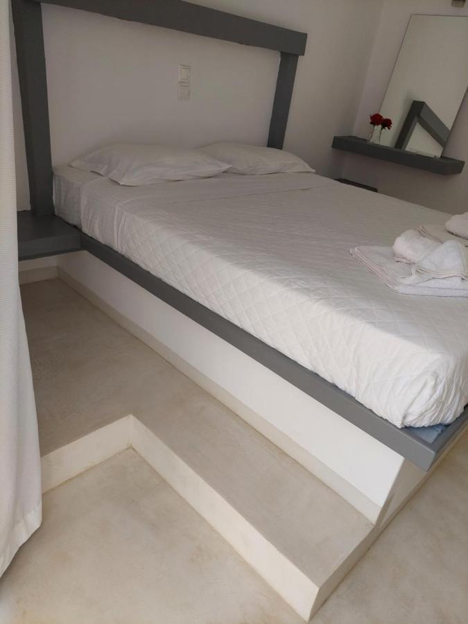 Golden Star Praxitelous Apartment Agia Marina  Екстериор снимка