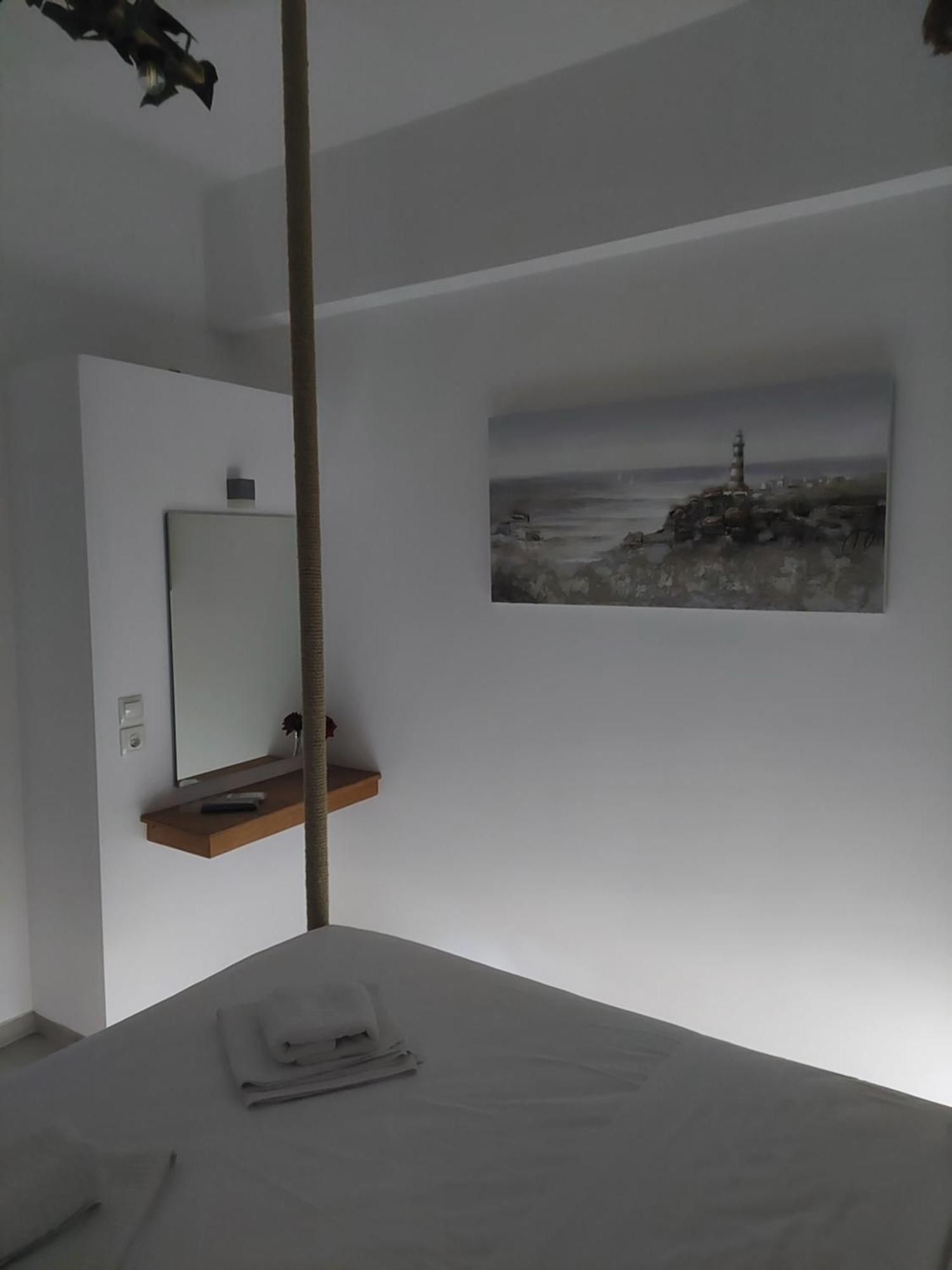 Golden Star Praxitelous Apartment Agia Marina  Екстериор снимка