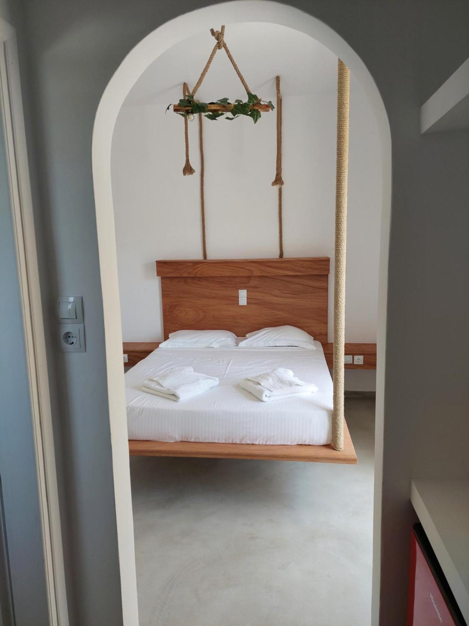 Golden Star Praxitelous Apartment Agia Marina  Екстериор снимка