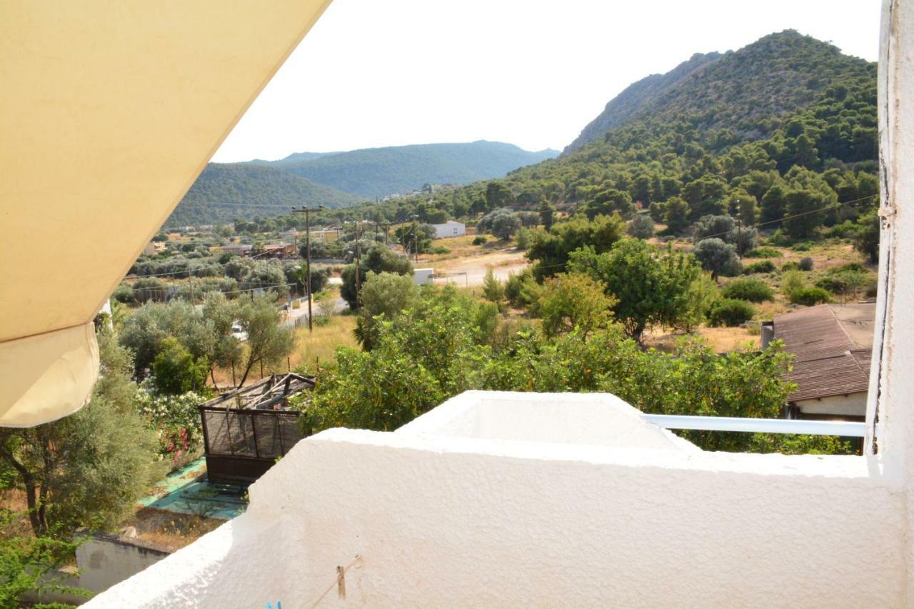 Golden Star Praxitelous Apartment Agia Marina  Екстериор снимка